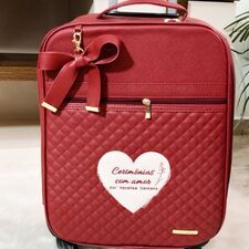 Mala de Rodinhas Vermelha em Porto Velho