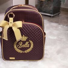 Mochila com Nome Bordado em Araras